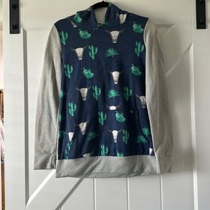 Cow scull hoodie. Small/medium fit.